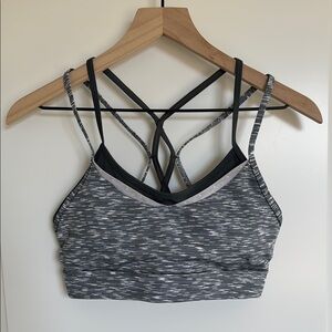 Zyia Women's Sport Bra Gray Criss-Cross Strap Bra